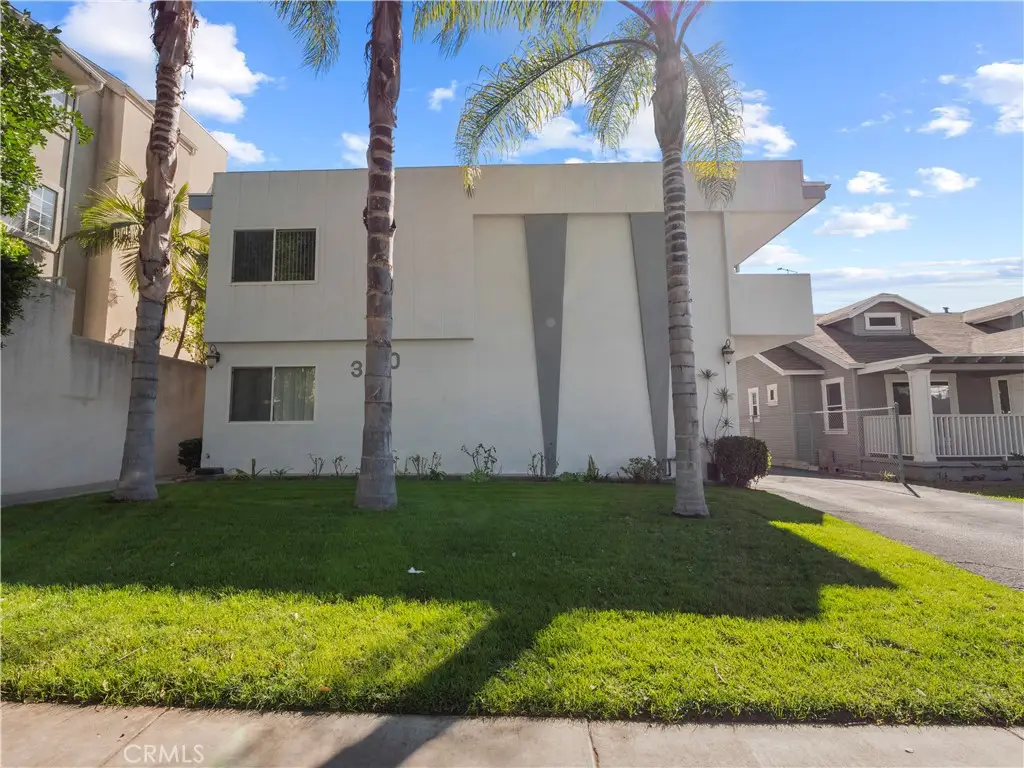 350 W Wilson, Glendale, CA 91203 - #1