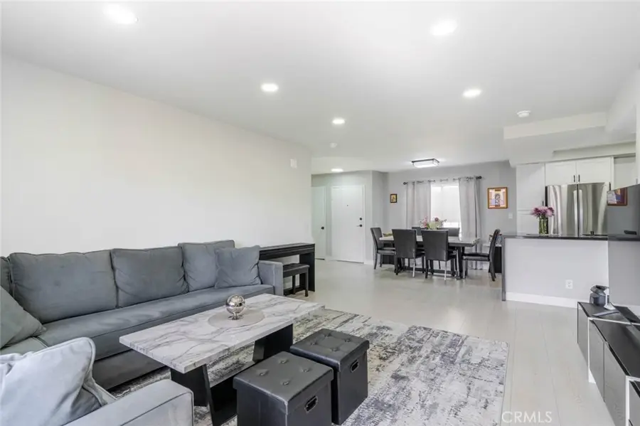 20235 Keswick Street #212, Winnetka, CA 91306 - #3