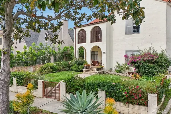 1015 S Mansfield Avenue, Los Angeles, CA 90019