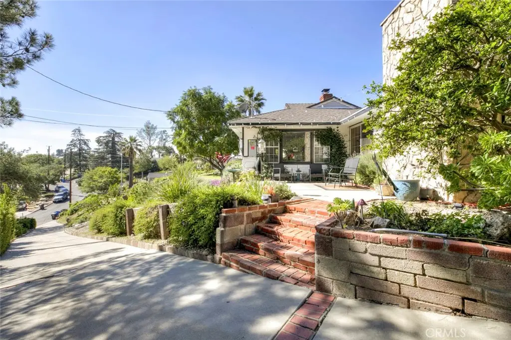 10557 Mahoney, Sunland, CA 91040 - #1