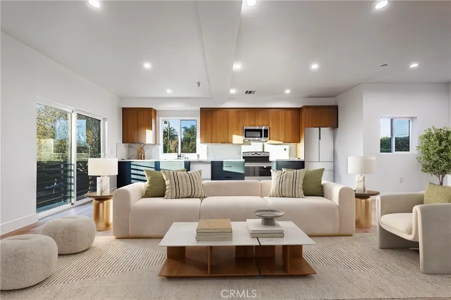 1658 S Hayworth Avenue, Los Angeles, CA 90035 - #2