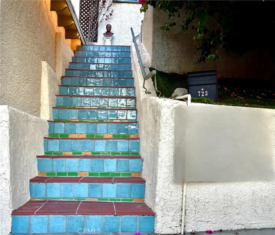723 Isabel, Los Angeles, CA 90065 - #3