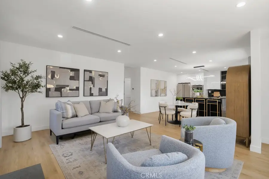 2115 W Clark Avenue, Burbank, CA 91506 - #3
