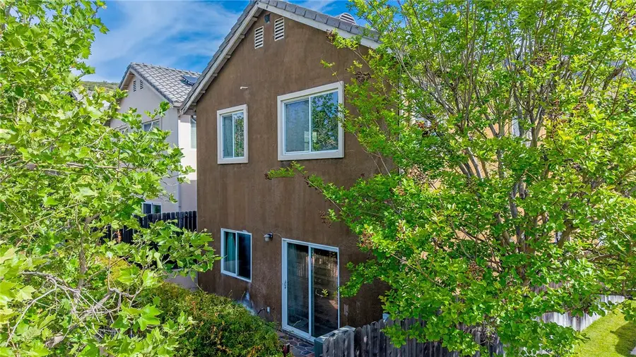 14059 Carlton Lane, Sylmar, CA 91342 - #2