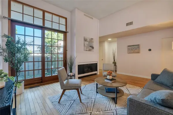 4173 W Sarah Street #8, Burbank, CA 91505