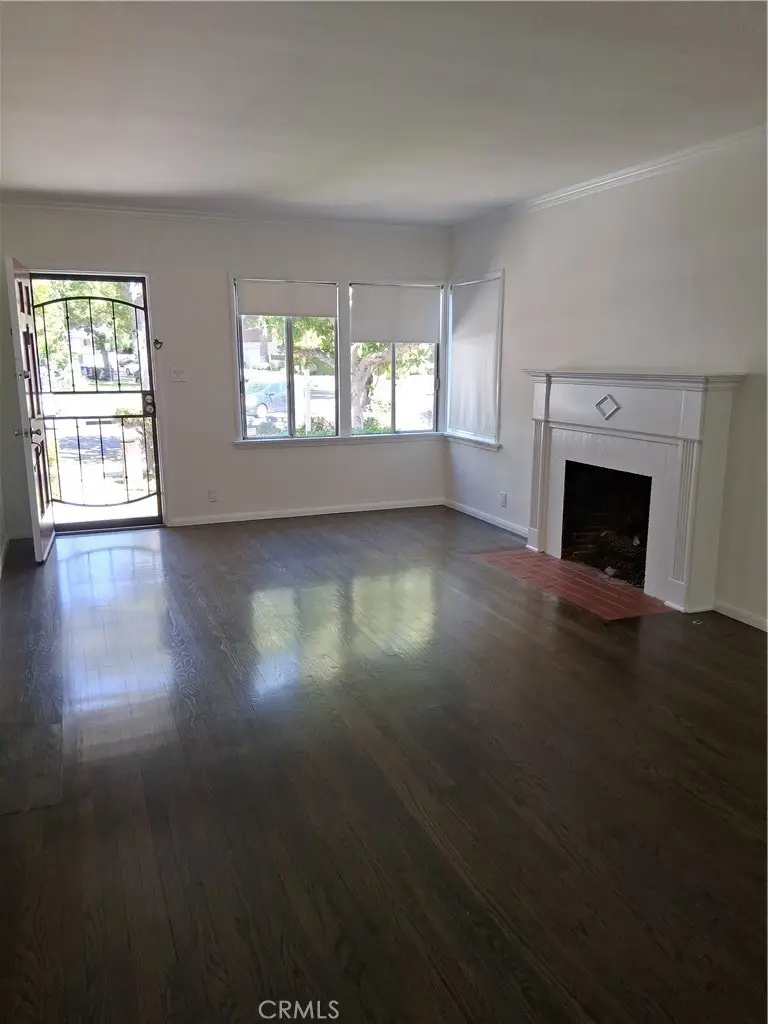 131 S Virginia Avenue, Burbank, CA 91506 - #2
