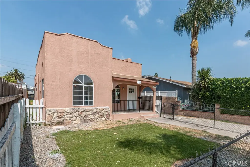 2421 S Cloverdale Avenue, Los Angeles, CA 90016 - #1