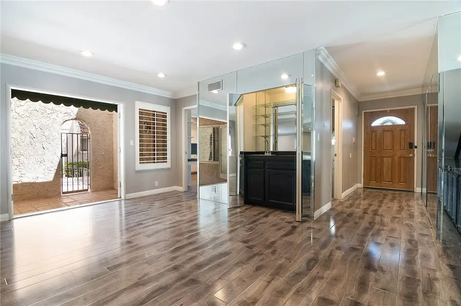 5401 Zelzah #115, Encino, CA 91316 - #2