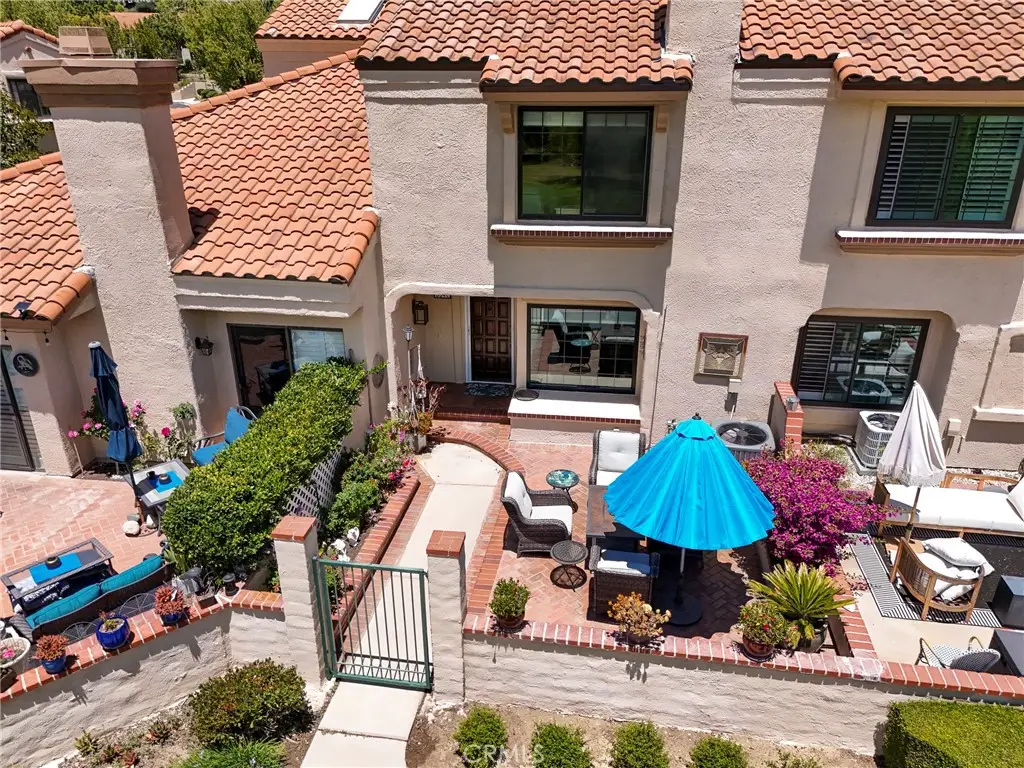 334 Country Club #C, Simi Valley, CA 93065 - #1