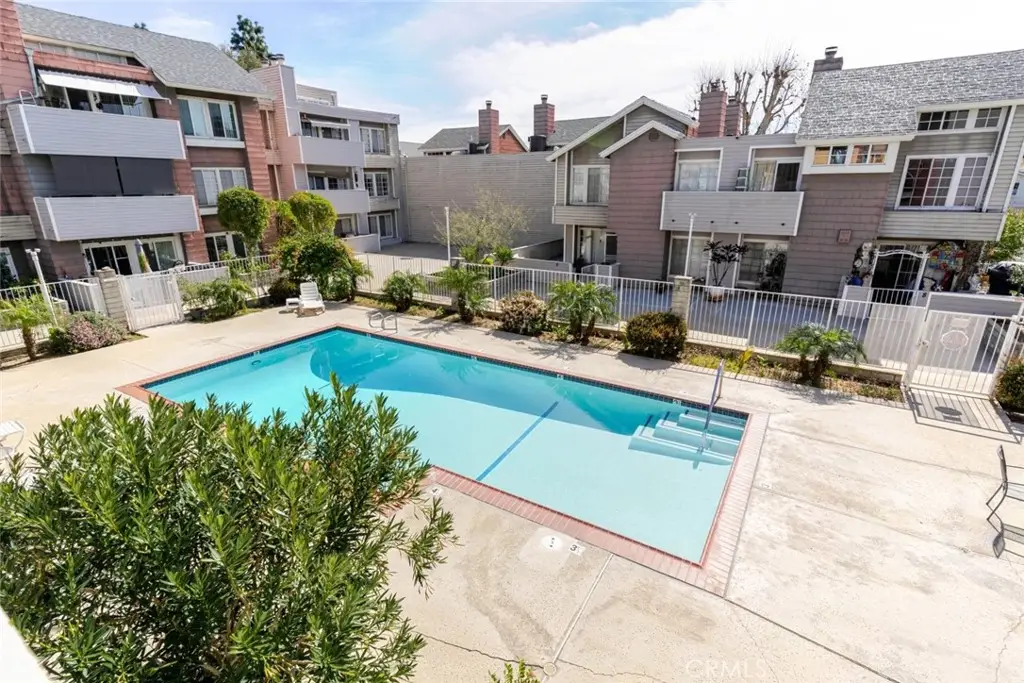 20235 Keswick Street #212, Winnetka, CA 91306 - #1
