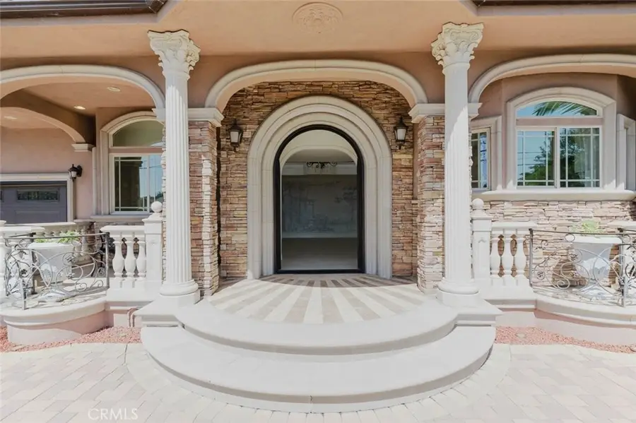 6717 Nagle, Van Nuys, CA 91401 - #3