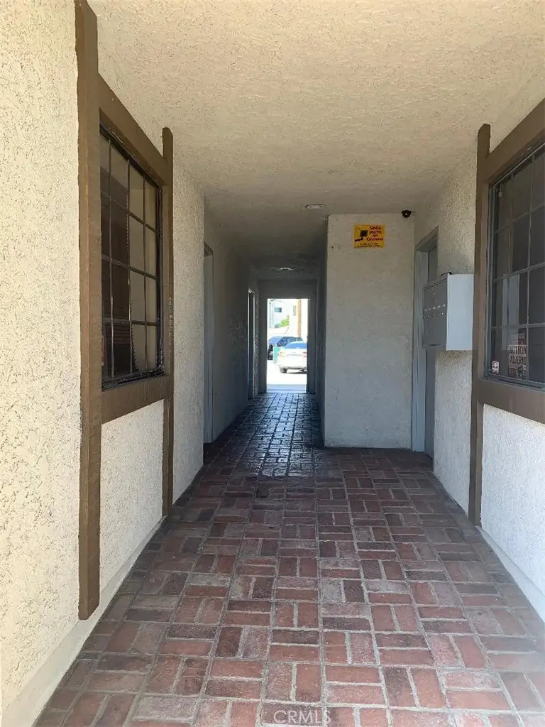 5665 Whitnall, North Hollywood, CA 91601 - #2
