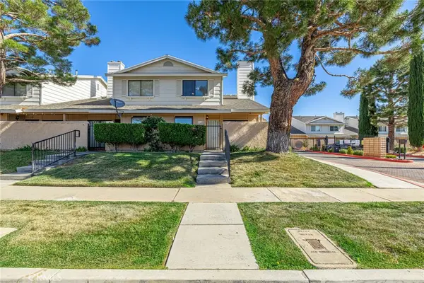 1105 Beechdale #A, Palmdale, CA 93551