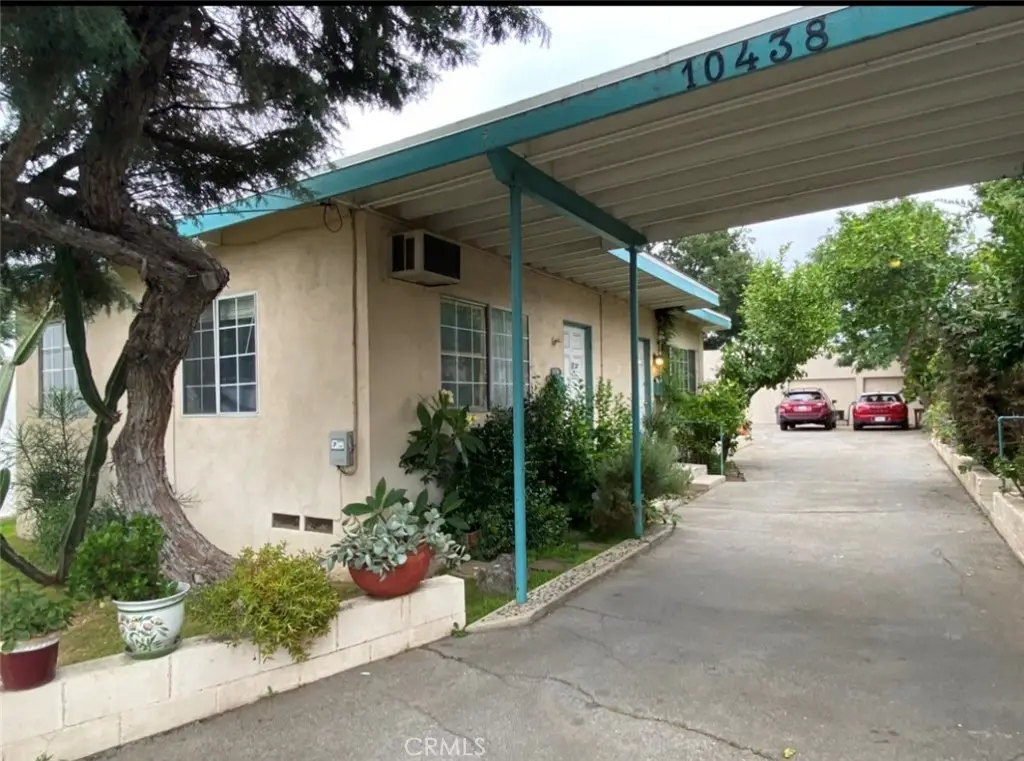 10438 Scoville Avenue, Sunland, CA 91040 - #1