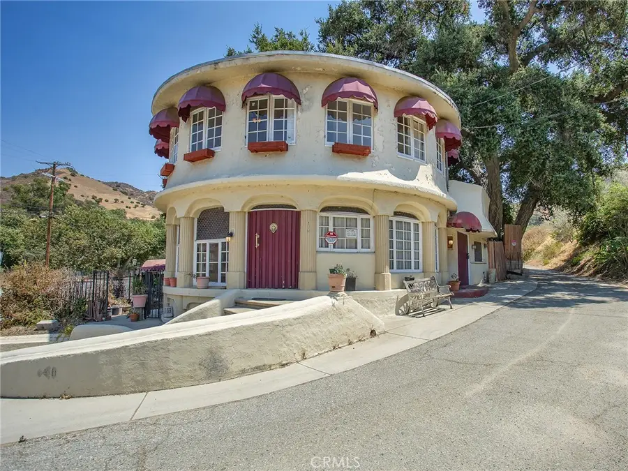 8618 La Tuna Canyon Road, Sun Valley, CA 91352 - #2