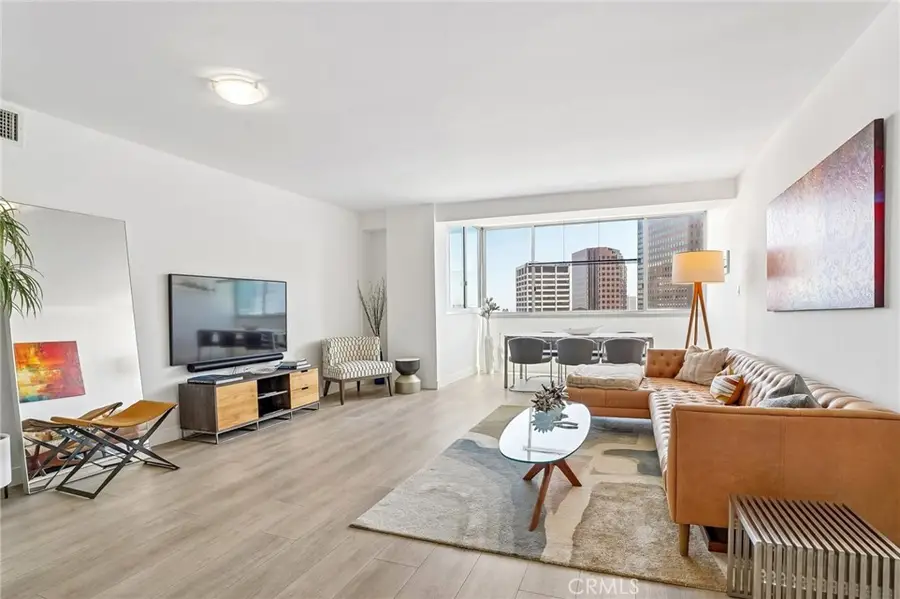 969 Hilgard Avenue #907, Los Angeles, CA 90024 - #2
