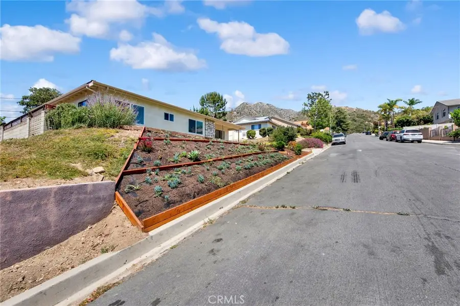 7217 Lonzo, Tujunga, CA 91042 - #3