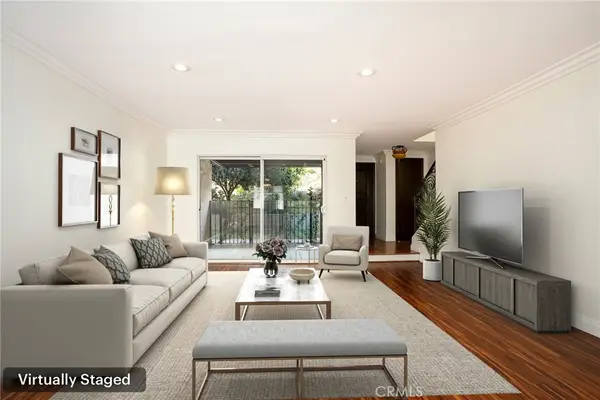 8016 Via Verona, Burbank, CA 91504