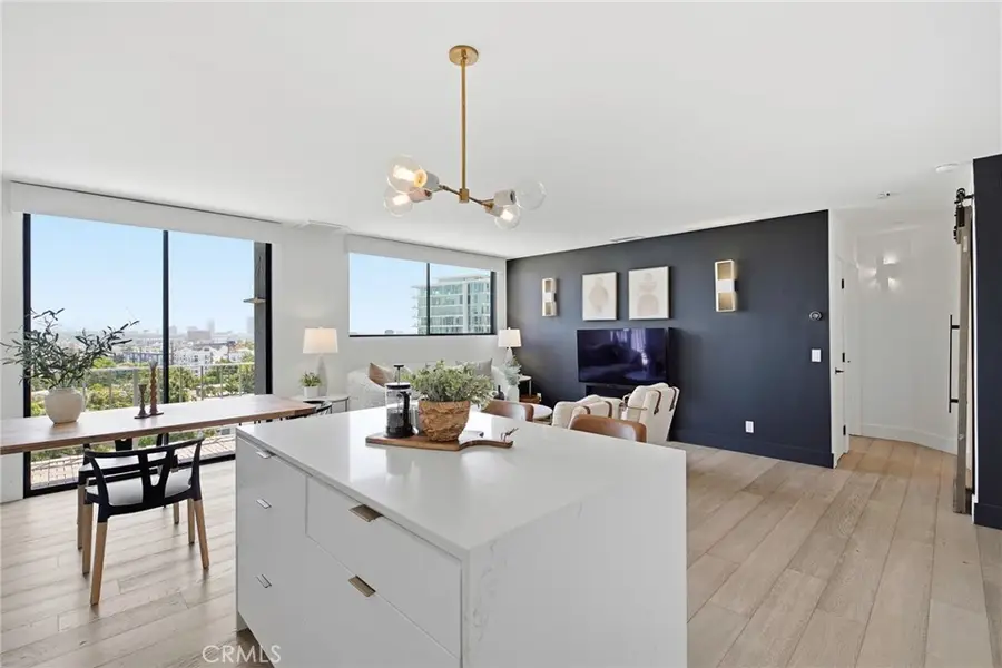 100 S Doheny, Los Angeles, CA 90048 - #3