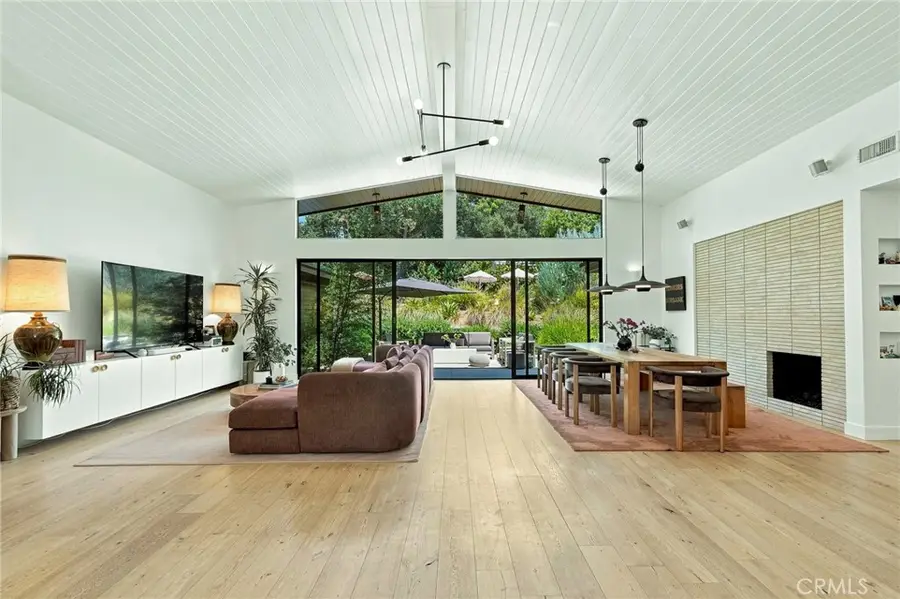 2119 Lyans, La Canada Flintridge, CA 91011 - #2