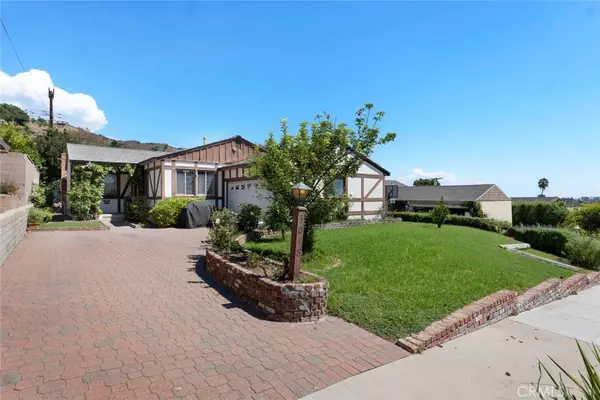 3018 Jolley Drive, Burbank, CA 91504