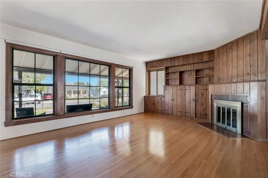 141 S Beachwood Drive, Burbank, CA 91506 - #2