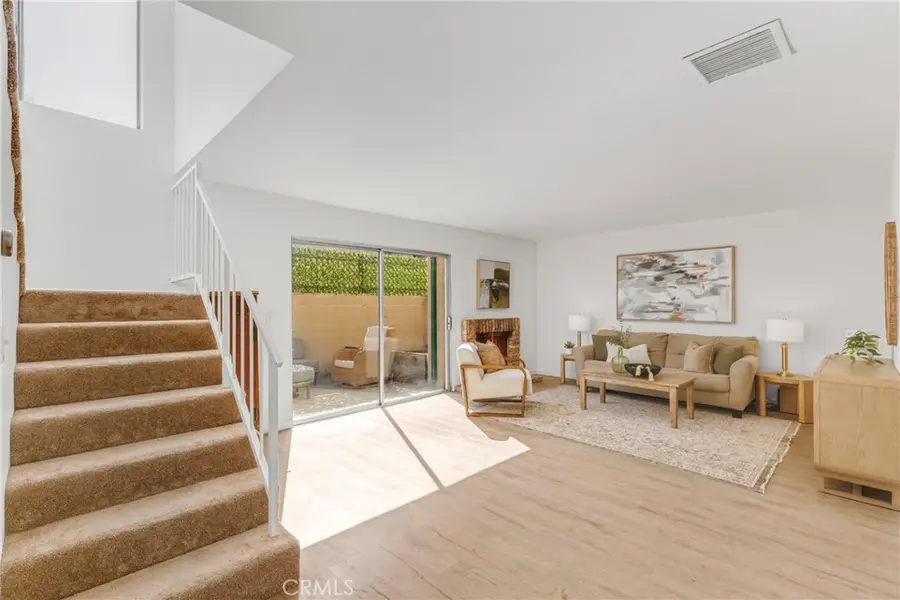 17221 Roscoe Boulevard #2, Northridge, CA 91325 - #2