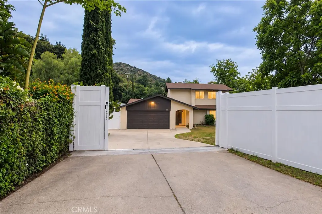 10252 Haines Canyon, Tujunga, CA 91042 - #1