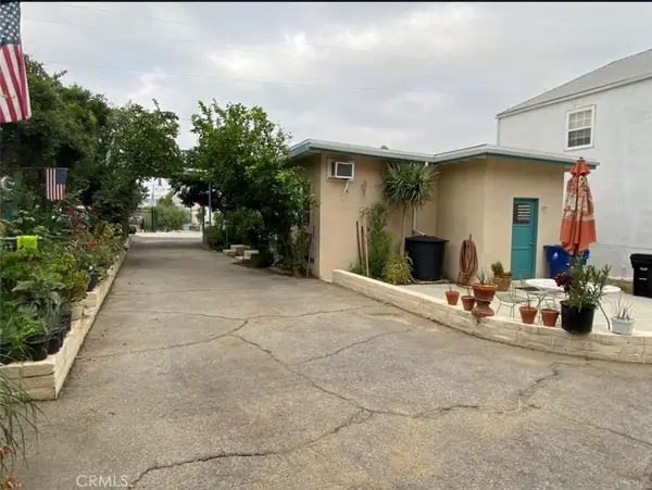 10438 Scoville, Sunland, CA 91040