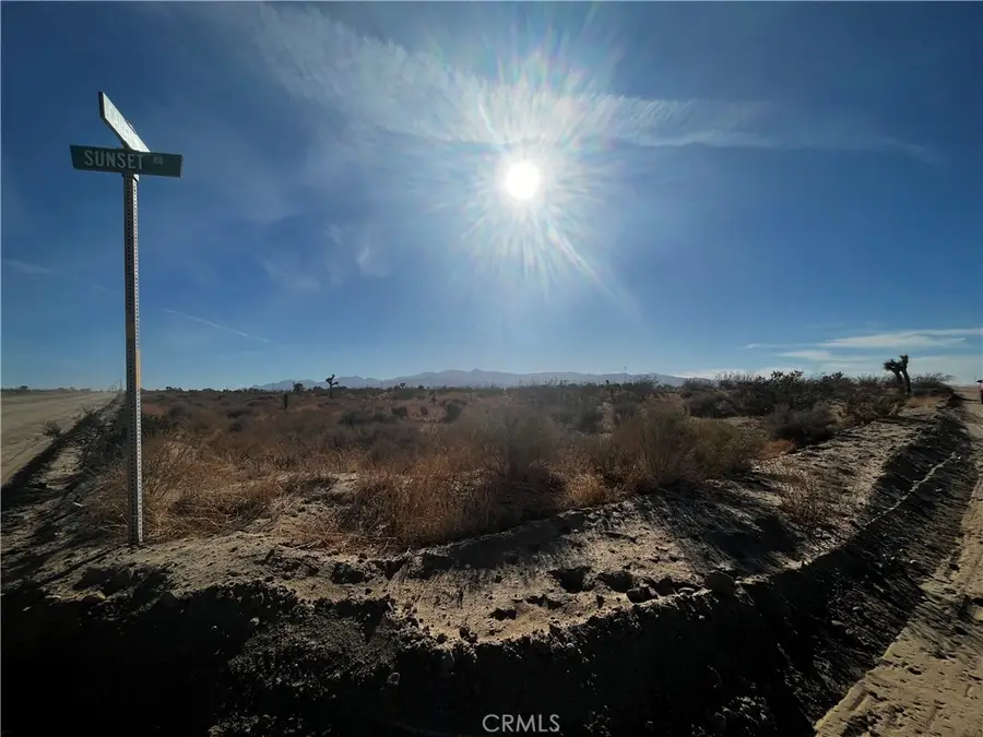 11300 Caughlin Road, Phelan, CA 92371 - Image #3