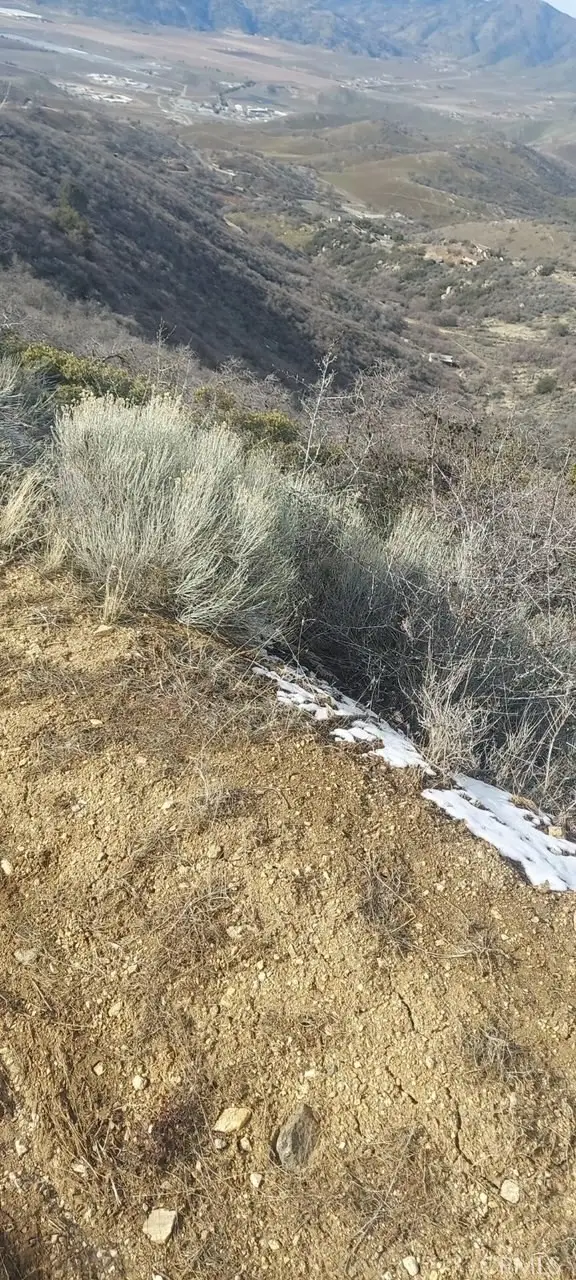 18020 Matterhorn Court, Tehachapi, CA 93561 - Image #3