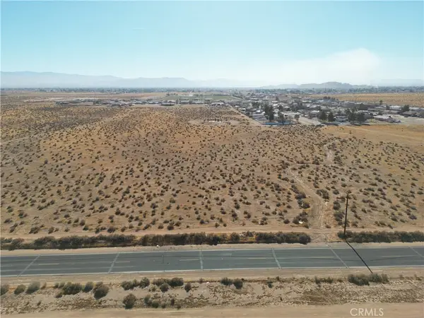 21025 Waalew Road, Apple Valley, CA 92307