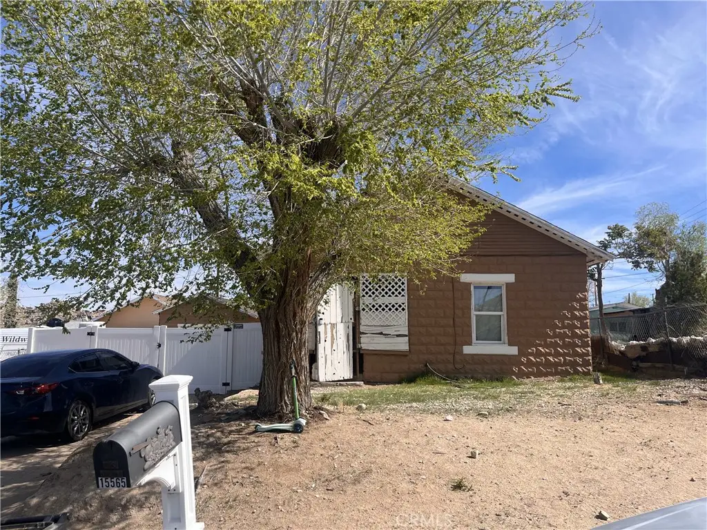 15565 4th, Victorville, CA 92395 - #1