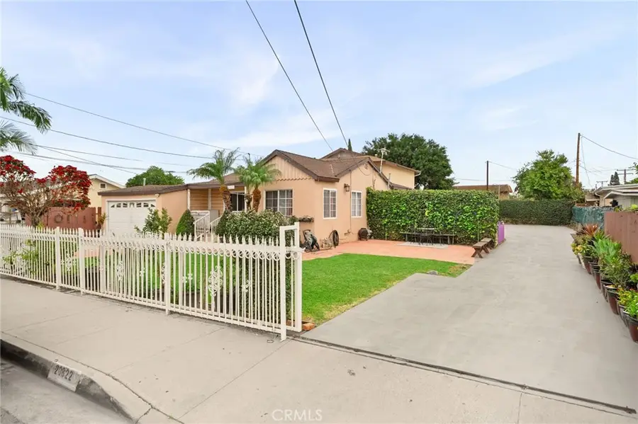 20822 Roseton Avenue, Lakewood, CA 90715 - Image #3