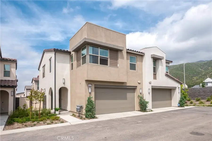 16020 Sunny Court, Fontana, CA 92336 - Image #3