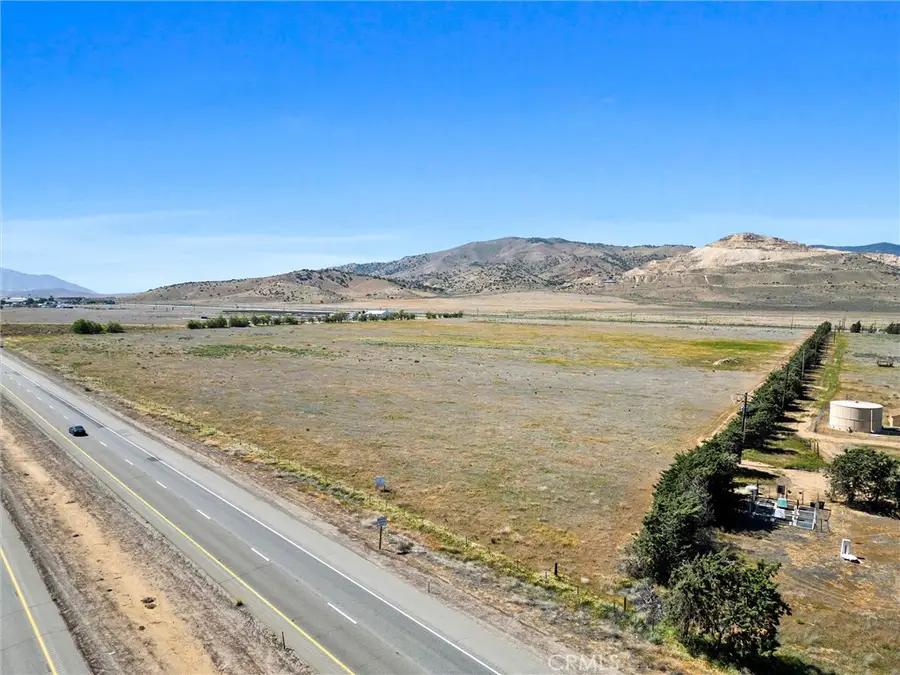 41 Stiekman Street, Tehachapi, CA 93561 - Image #3