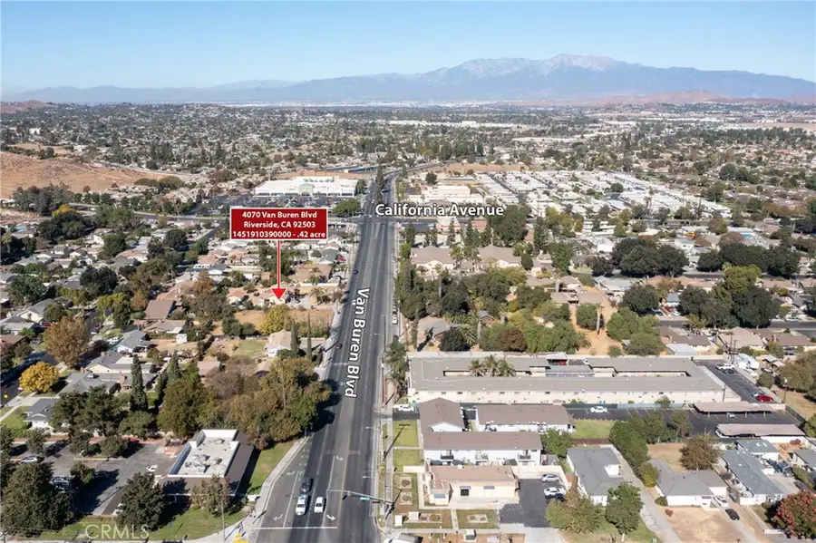 1 Van Buren Blvd, Riverside, CA 92503 - #3
