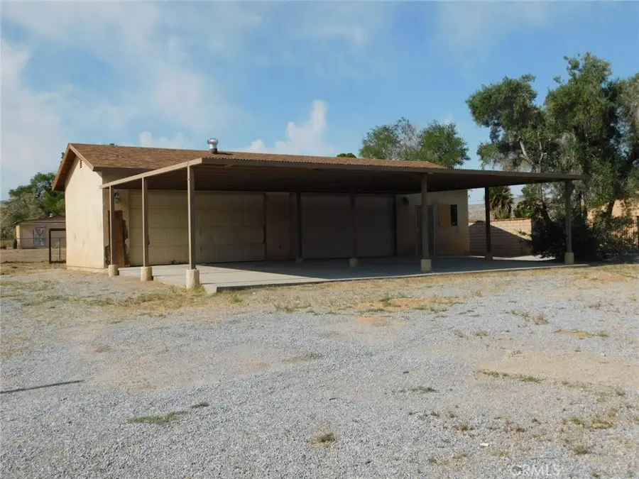 10883 Milpas, Apple Valley, CA 92308 - Image #3