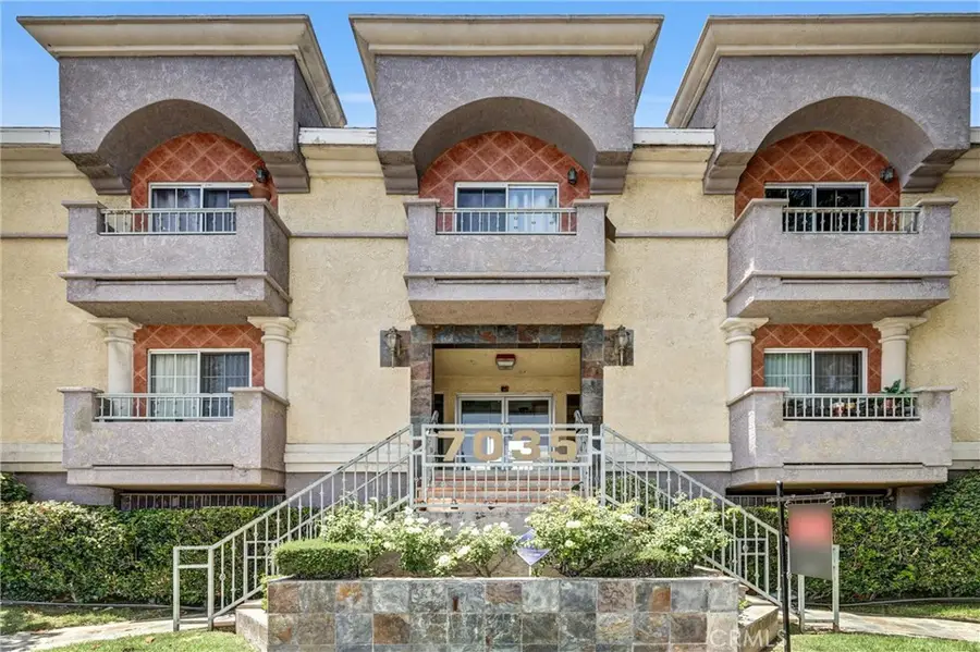 7035 Woodley Avenue #113, Van Nuys, CA 91406 - Image #2