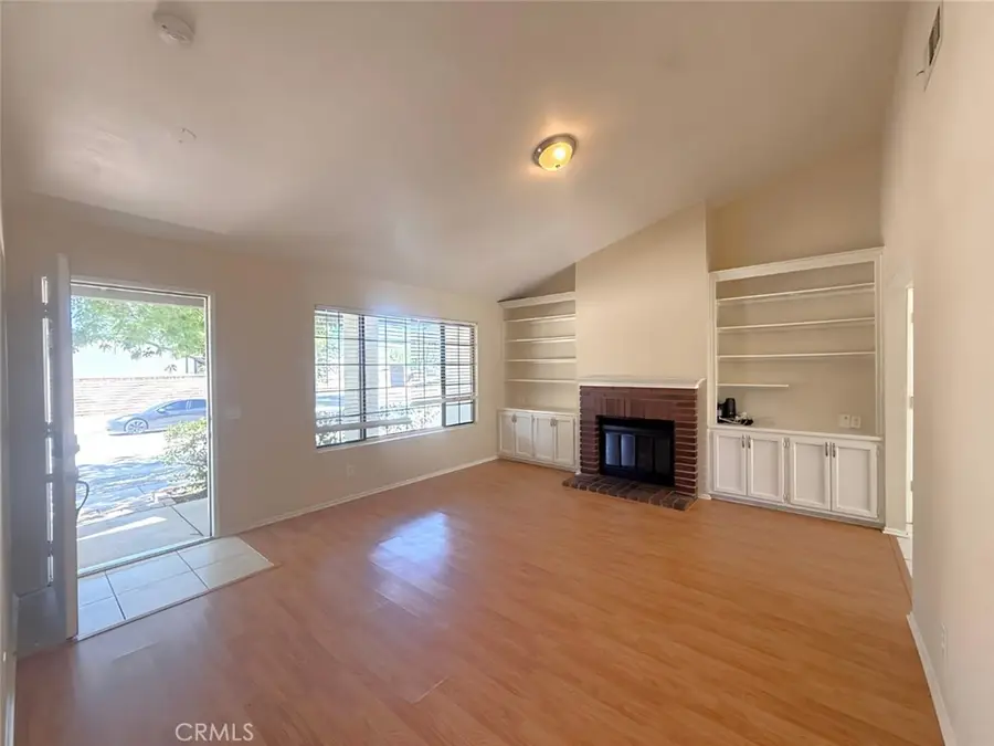 1816 W Avenue K11, Lancaster, CA 93534 - Image #2