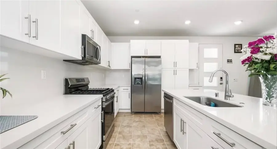 3677 S Nexa Paseo, Ontario, CA 91761 - Image #3