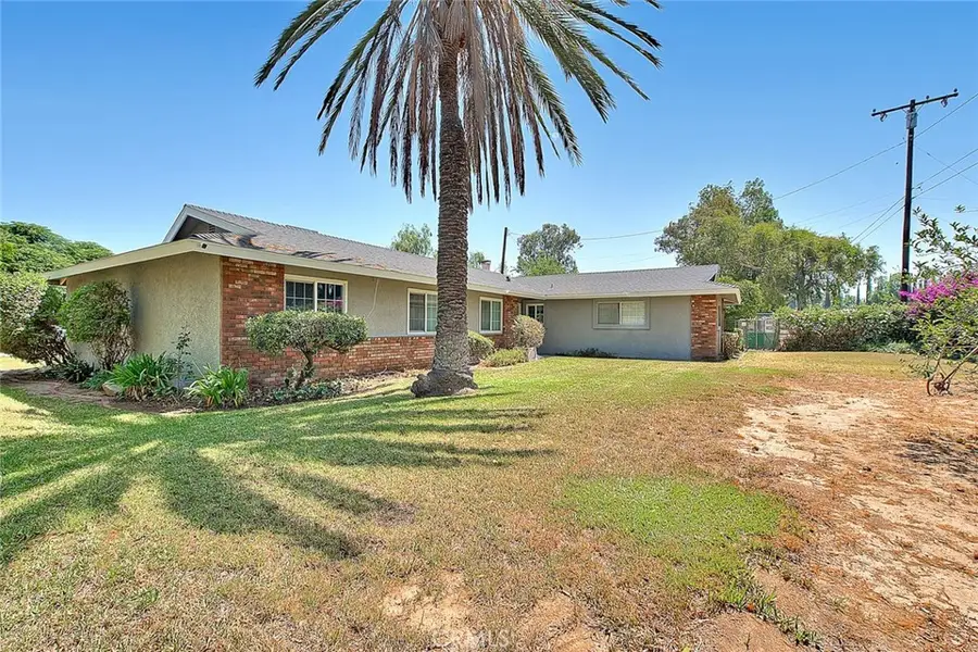 18460 Hibiscus Avenue, Riverside, CA 92508 - Image #3