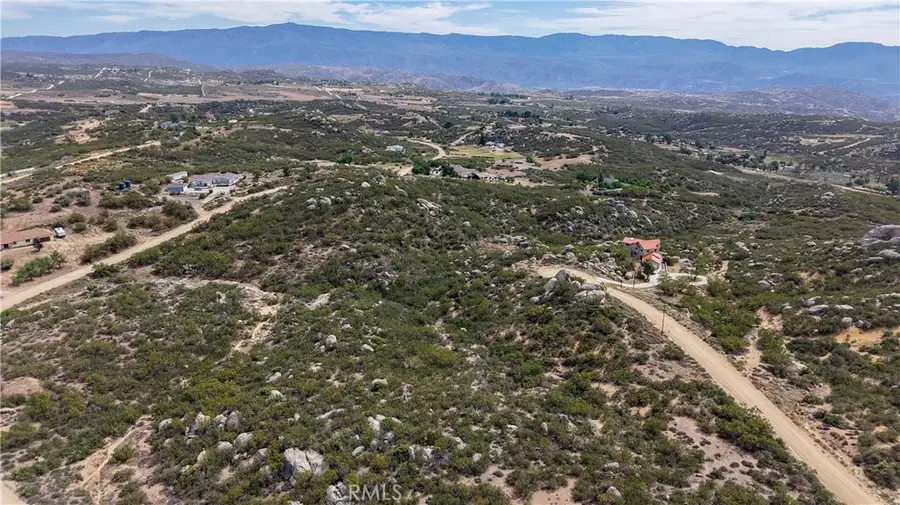 1032 Canyonside Court, Sierra, CA 92532 - Image #2