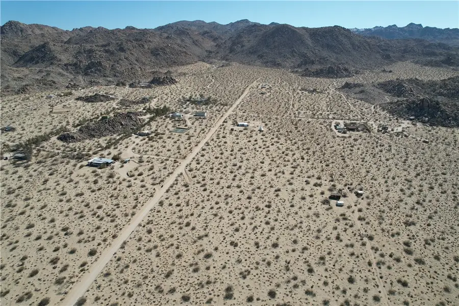 66250 Sullivan Road, Joshua Tree, CA 92252 - Image #2