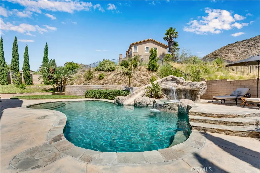 14668 Stageline Lane, Fontana, CA 92336 - Image #1