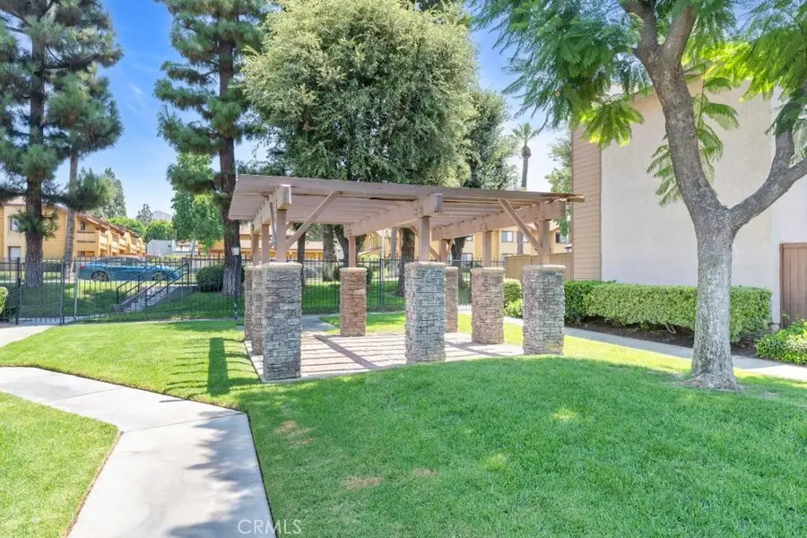 1313 Massachusetts Avenue #201, Riverside, CA 92507 - Image #2