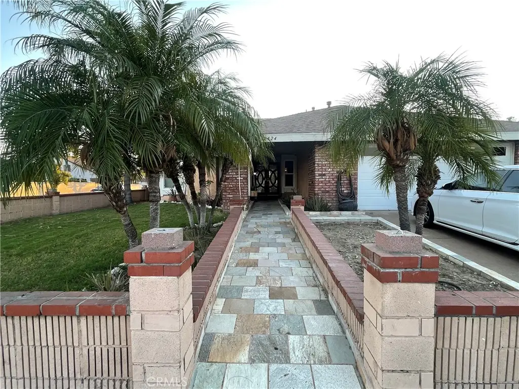 2424 S Lake Avenue, Ontario, CA 91761 - #1
