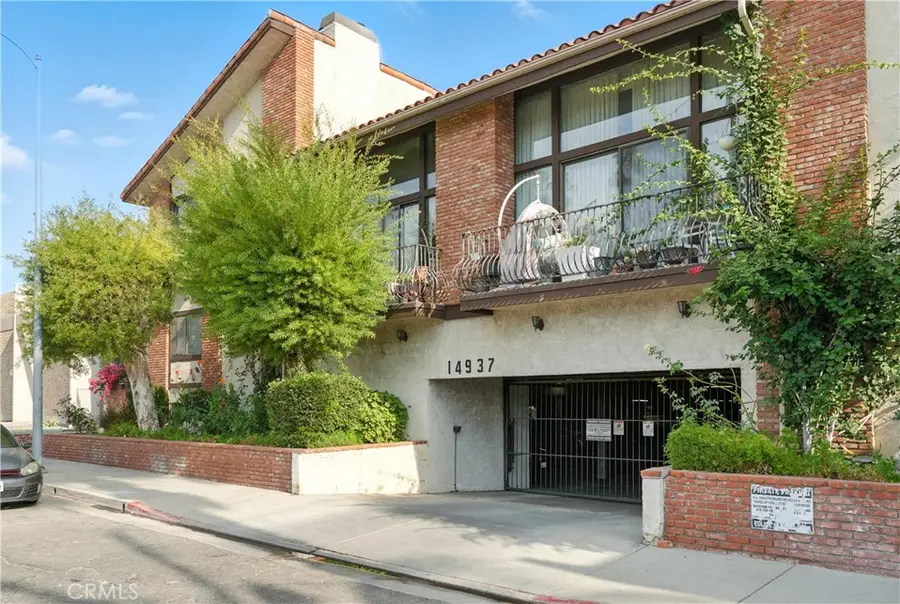 14937 Sherman Way #7, Van Nuys, CA 91405 - Image #2