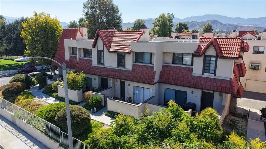 27669 Ironstone Drive #3, Canyon Country, CA 91387 - #3