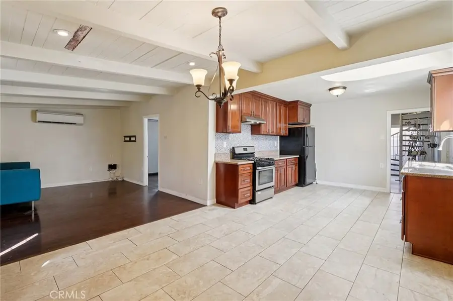 1211 E Leigh Court, Long Beach, CA 90806 - #3